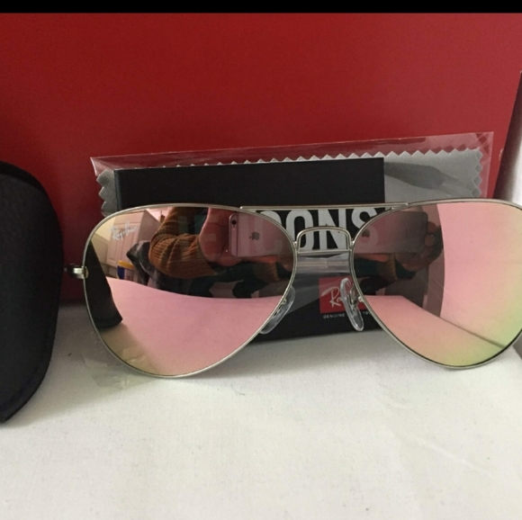 Ray-Ban Aviators - Picture 1 of 9